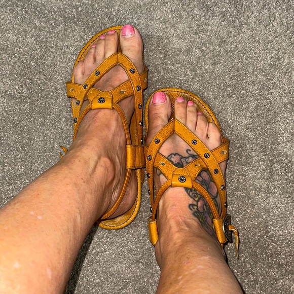 Dior Leather Gladiator Sandals - Picture 3 of 12